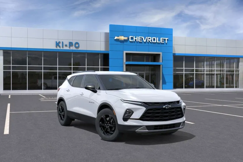 2025 Chevrolet Blazer 2LT photo 1