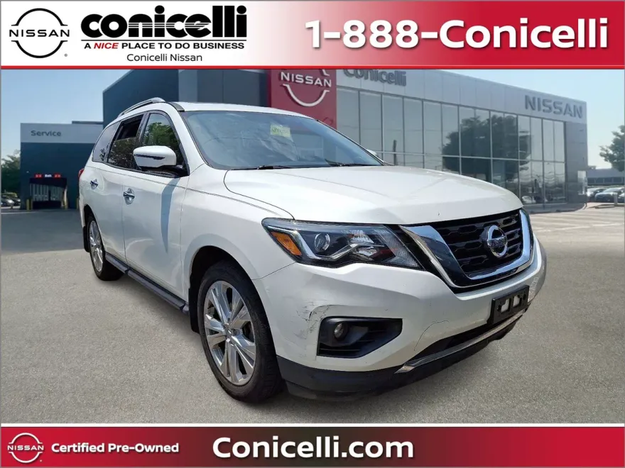 2019 Nissan Pathfinder SL photo 1