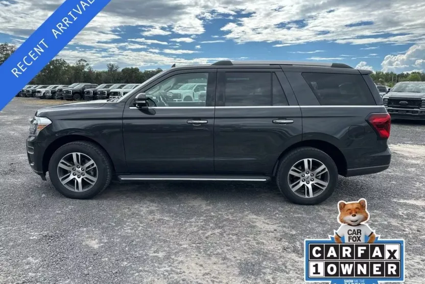 2023 Ford Expedition Limited photo 1