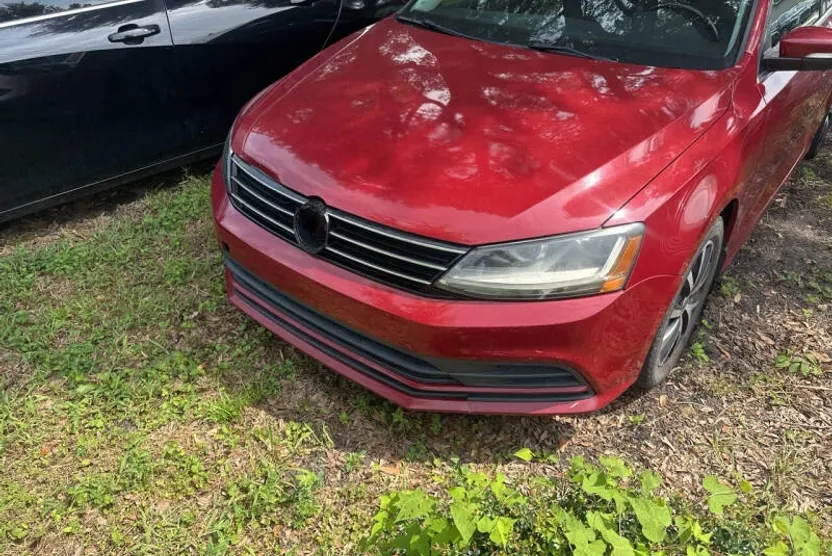 2017 Volkswagen Jetta 1.4T SE photo 1
