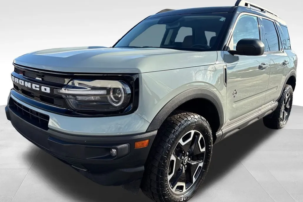 2024 Ford Bronco Sport Outer Banks photo 1