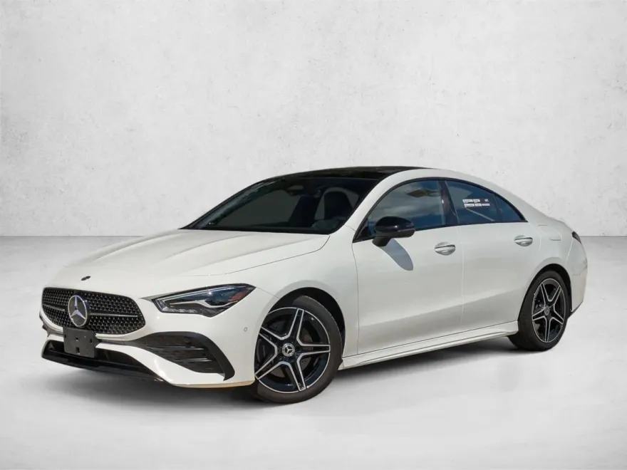 2025 Mercedes Benz CLA 250 4MATIC photo 1