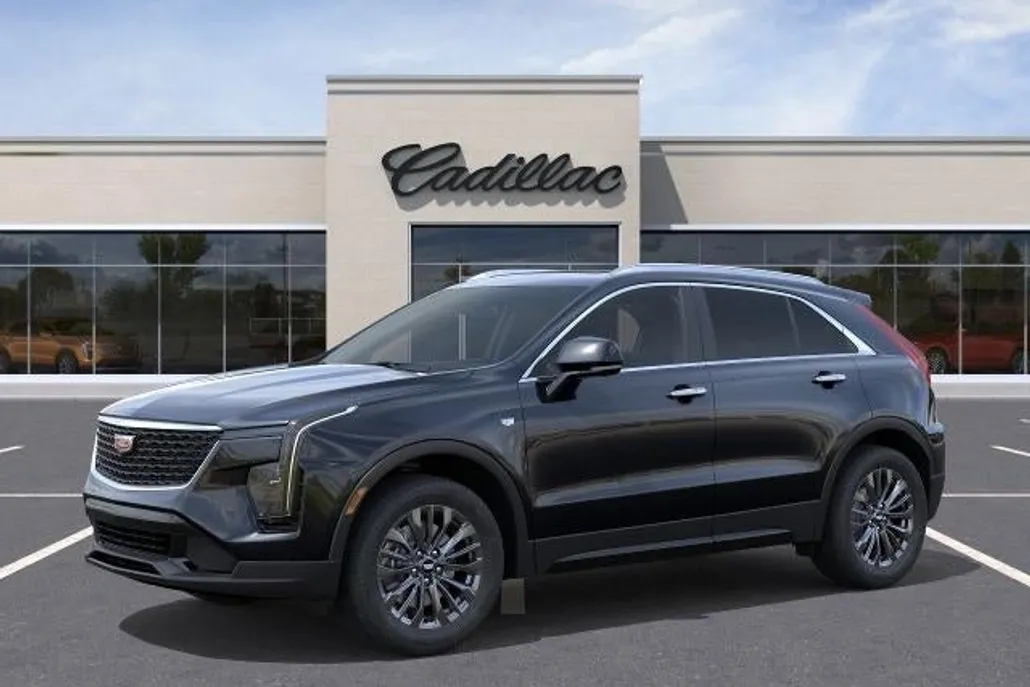 2025 Cadillac XT4 Premium Luxury photo 1