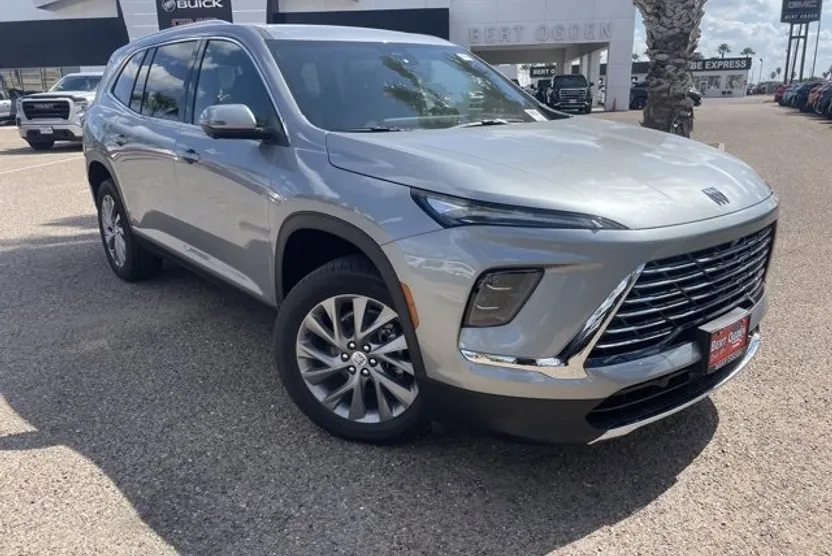 2026 Buick Enclave Preferred photo 1