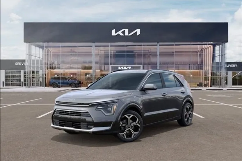 2025 Kia Niro Plug-In Hybrid SX Touring photo 1