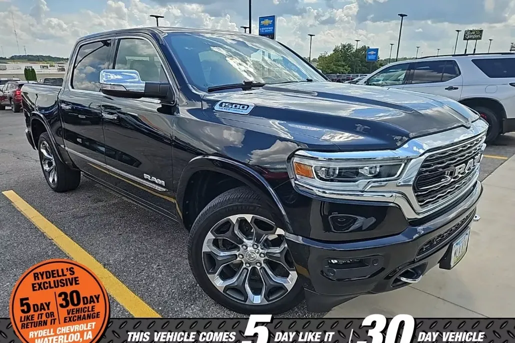 2022 Ram 1500 Limited photo 1