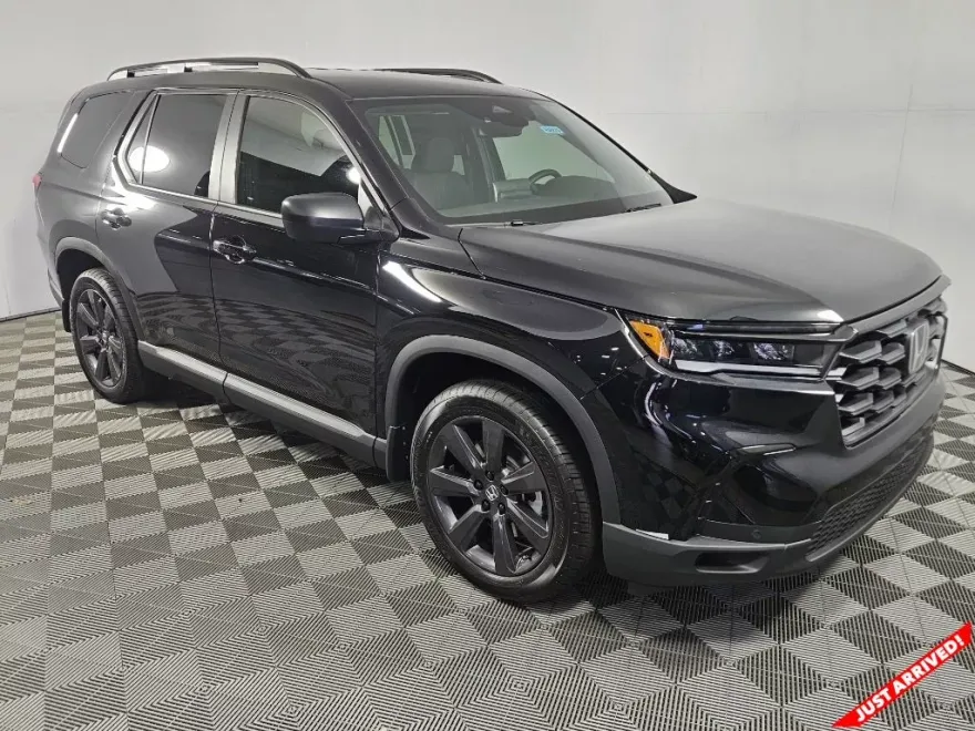 2025 Honda Pilot Sport photo 1