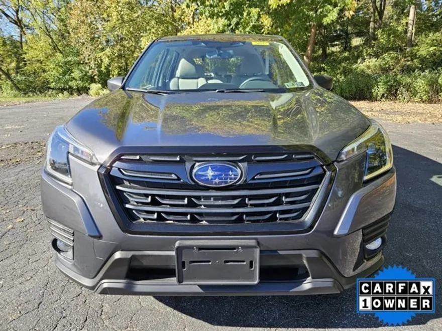 2022 Subaru Forester Base photo 1