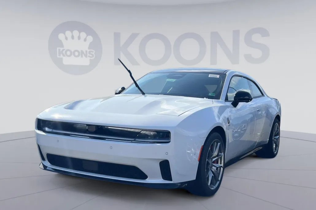 2025 Dodge Charger Daytona Scat Pack AWD photo 1