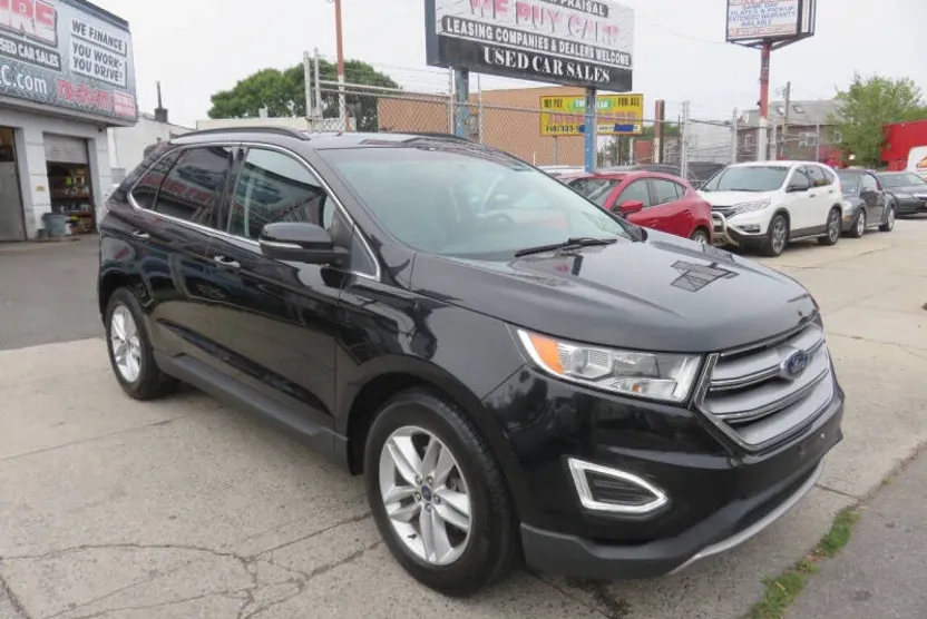 2016 Ford Edge SEL photo 1