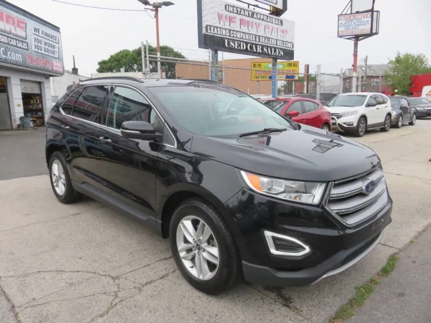 2016 Ford Edge SEL photo 1