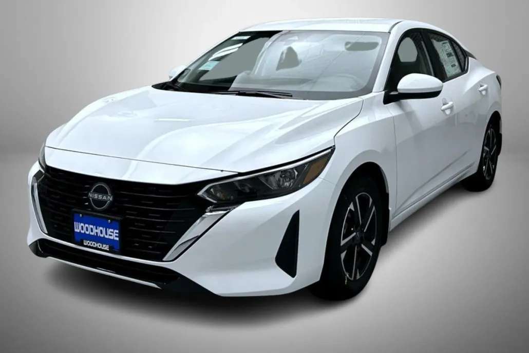 2025 Nissan Sentra SV photo 1