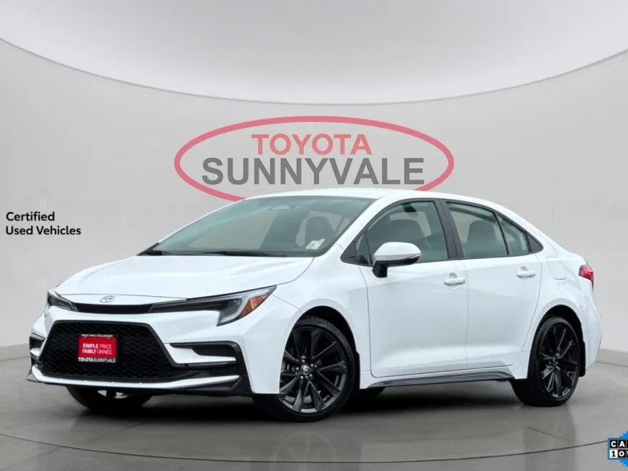 2024 Toyota Corolla SE photo 1