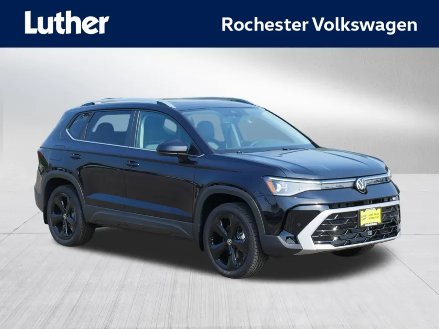 2025 Volkswagen Taos SEL photo 1