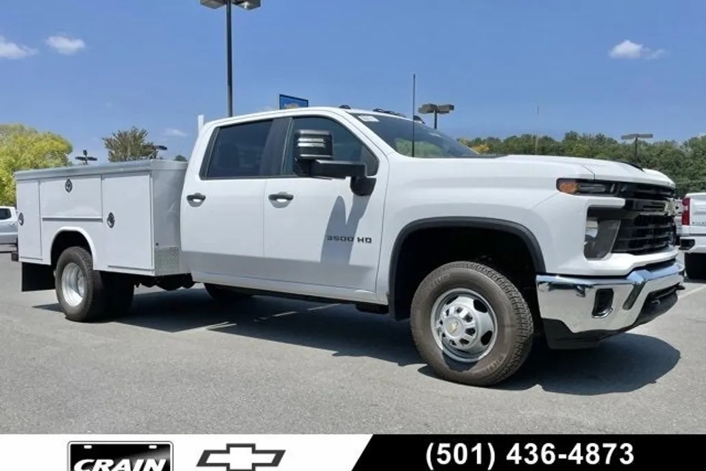 2025 Chevrolet Silverado 3500HD Work Truck photo 1