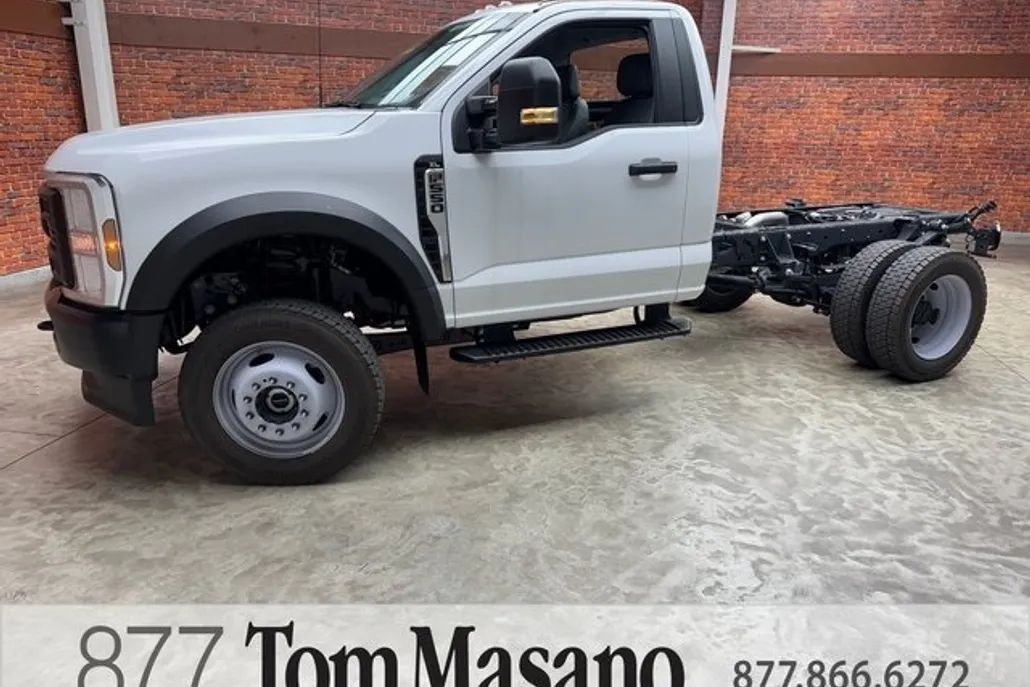 2024 Ford F-550 XL photo 1