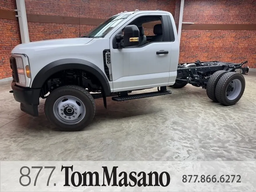 2024 Ford F-550 XL photo 1