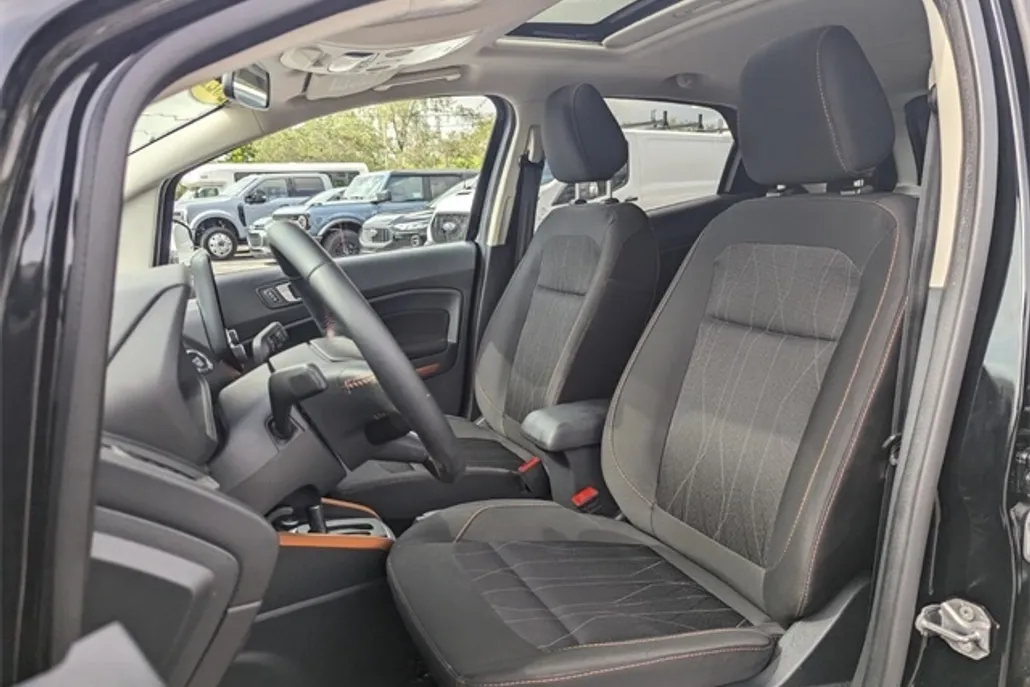 2021 Ford EcoSport SE photo 1