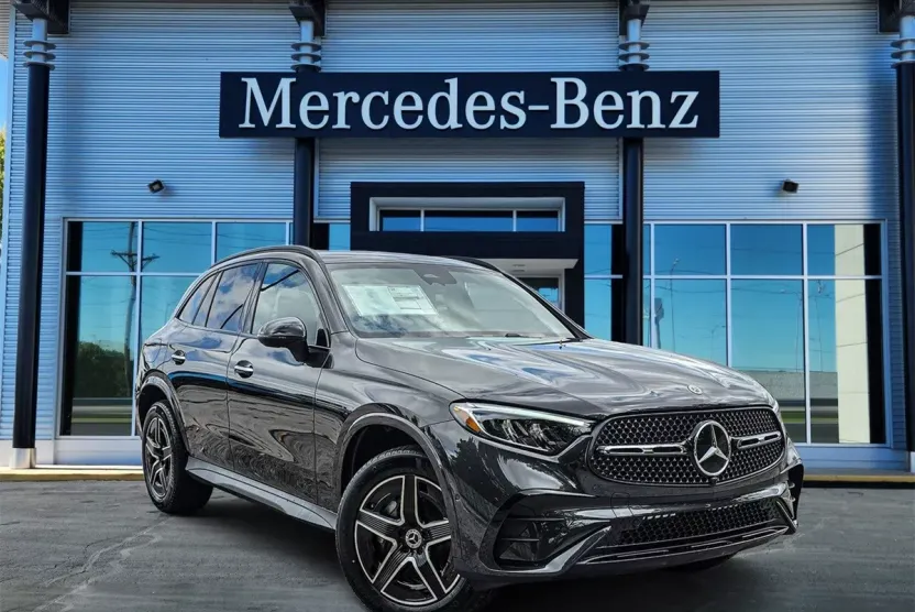 2026 Mercedes Benz GLC 300 4MATIC photo 1