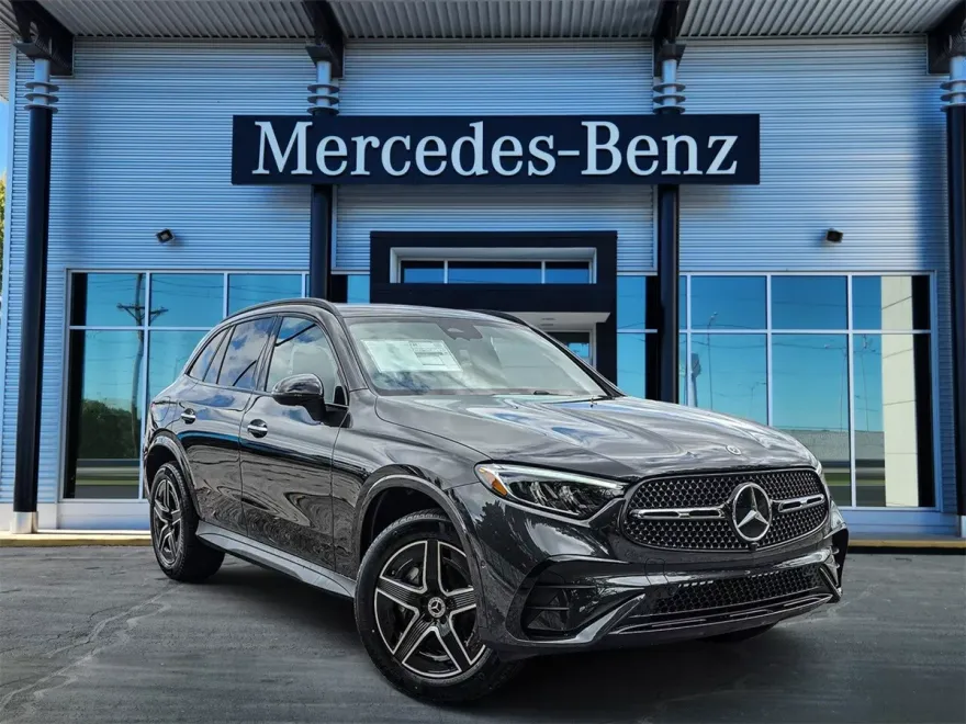2026 Mercedes Benz GLC 300 4MATIC photo 1