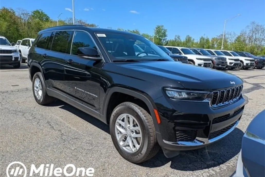 2025 Jeep Grand Cherokee L photo 1