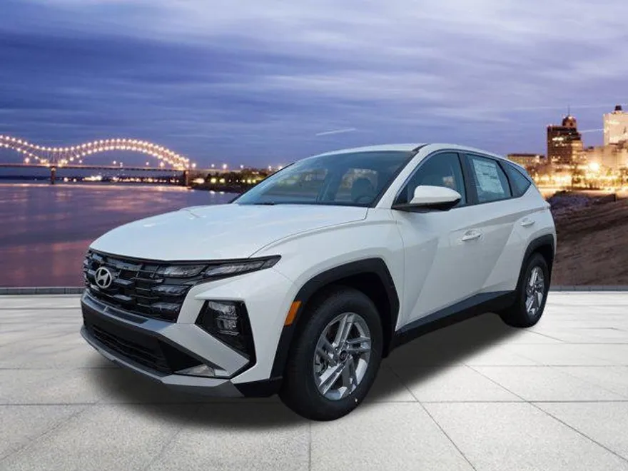 2025 Hyundai Tucson SE photo 1