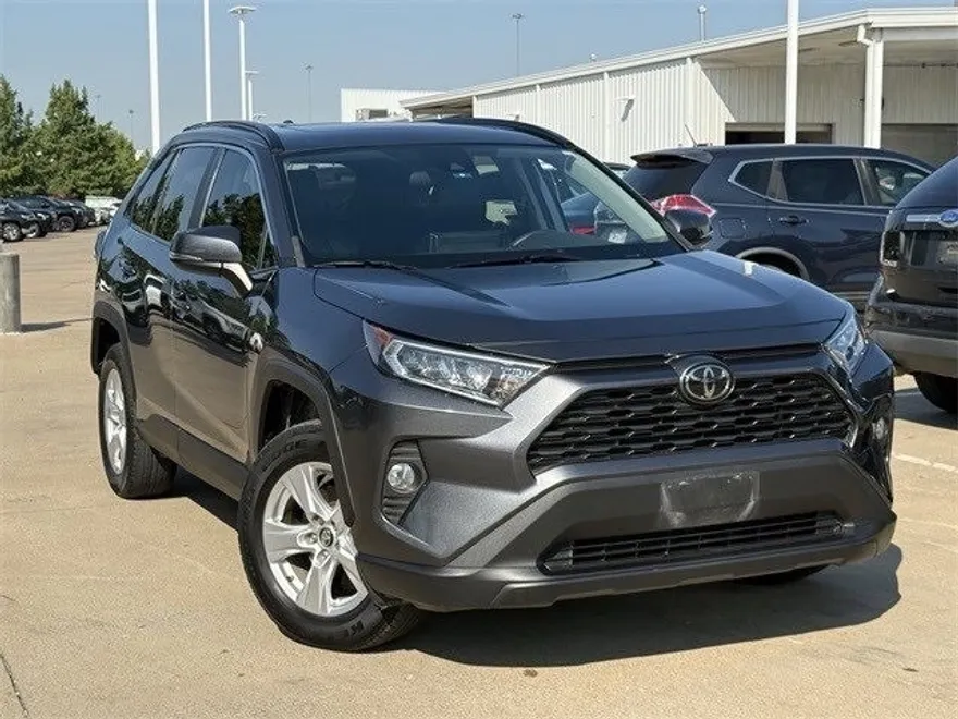 2026 Toyota Tundra Limited photo 1