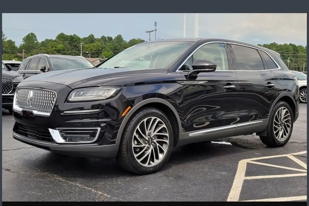 2019 Lincoln Nautilus Reserve photo 1