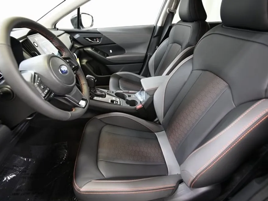 2025 Subaru Crosstrek Limited photo 1