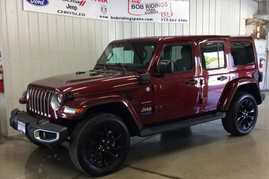 2021 Jeep Wrangler Unlimited Sahara photo 1