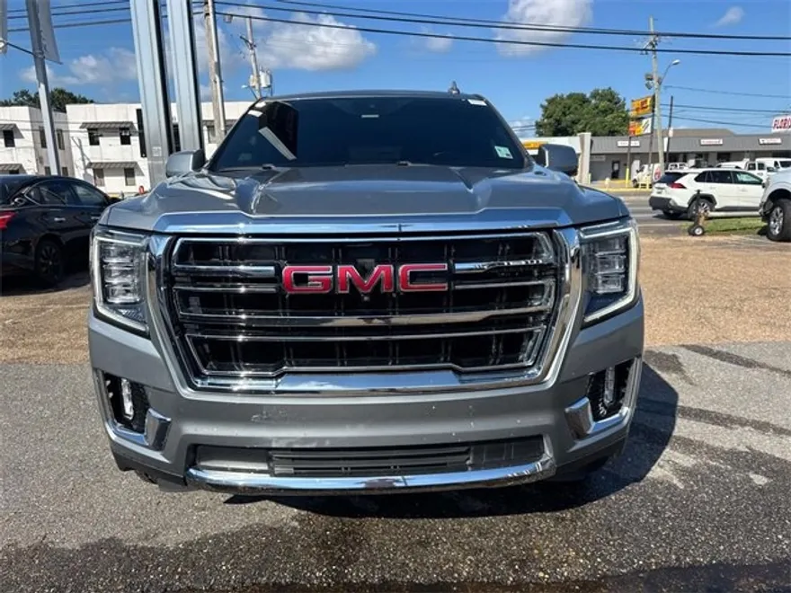 2023 Gmc Yukon SLT photo 1