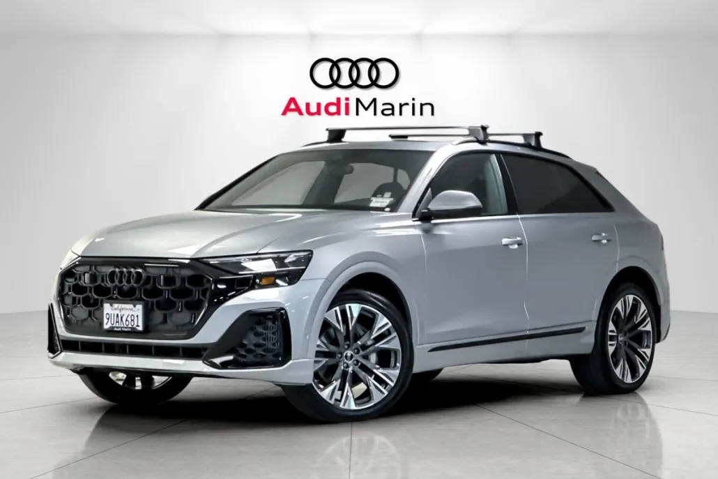 2025 Audi Q8 55 Premium Plus photo 1