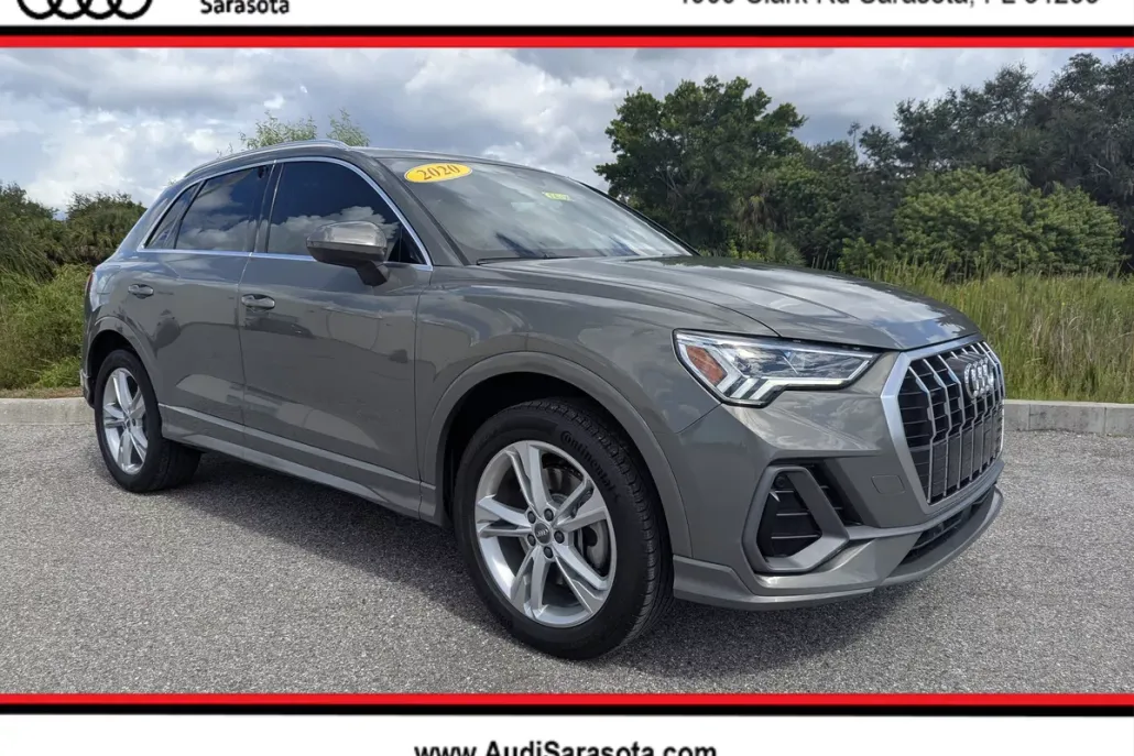 2020 Audi Q3 S line Premium Plus photo 1