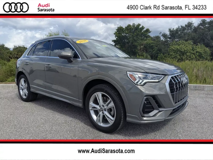 2020 Audi Q3 S line Premium Plus photo 1