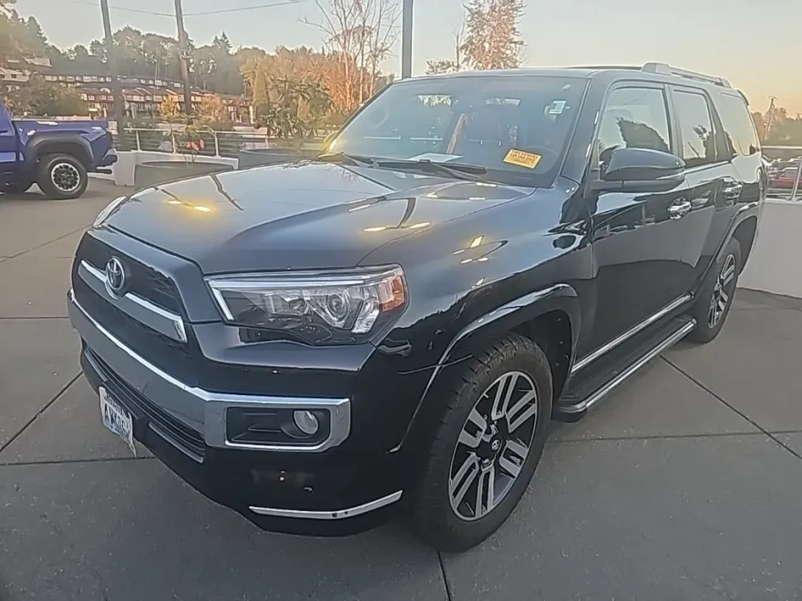 2015 Toyota 4Runner Limited photo 1