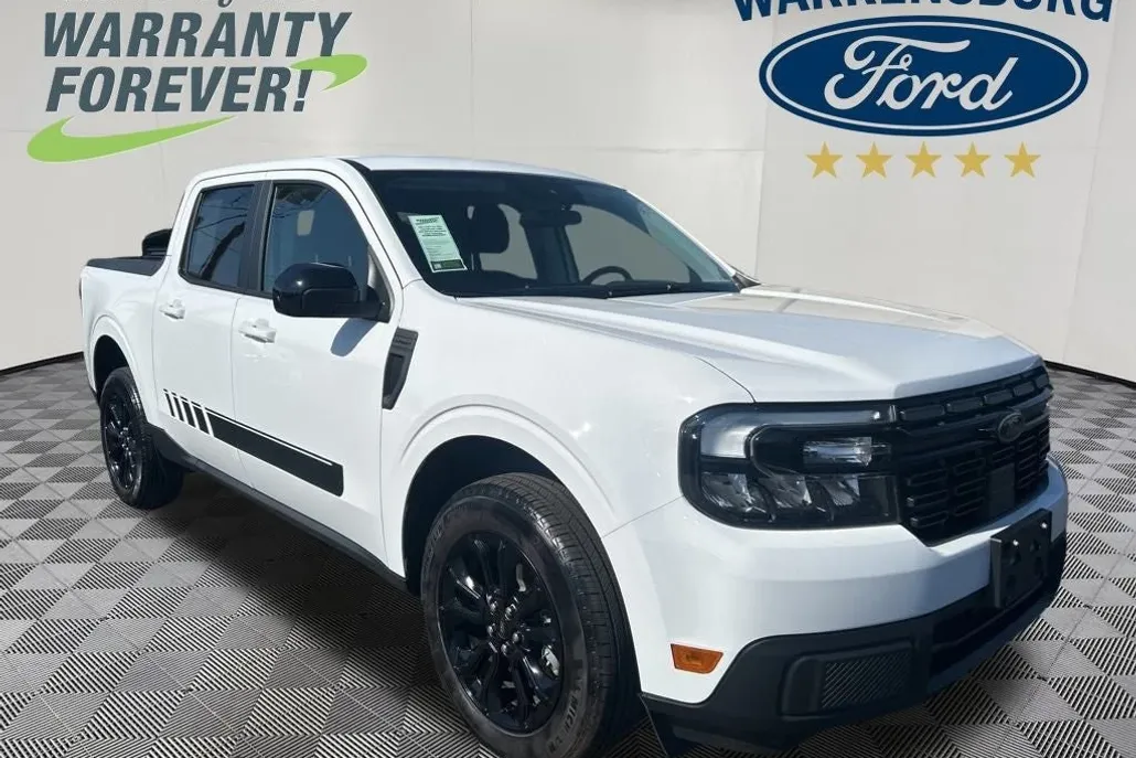 2024 Ford Maverick Lariat photo 1