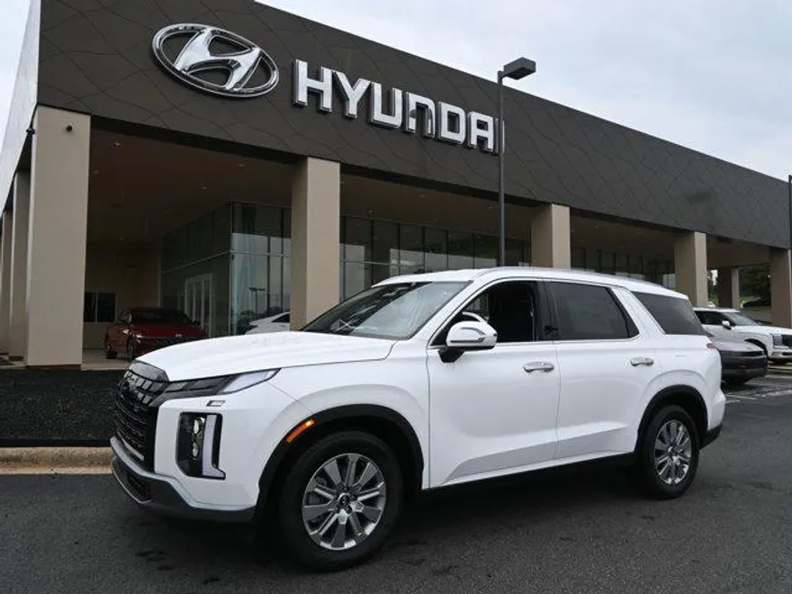 2025 Hyundai Palisade SEL photo 1