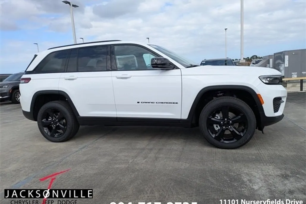 2025 Jeep Grand Cherokee Altitude X photo 1