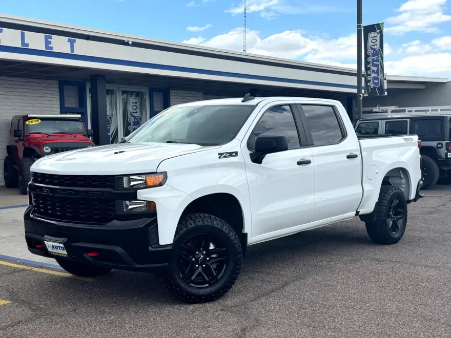 2022 Chevrolet Silverado 1500 Custom Trail Boss photo 1