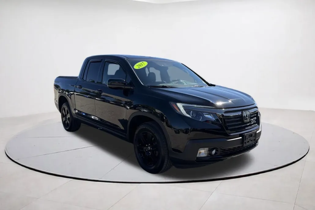 2017 Honda Ridgeline Black Edition photo 1