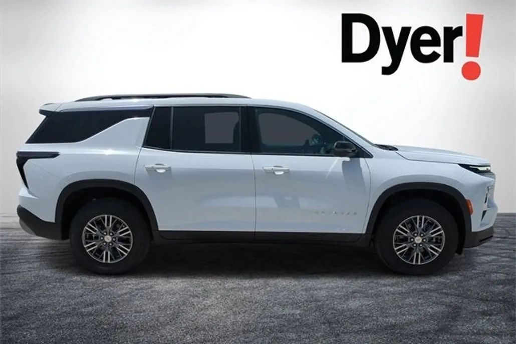 2025 Chevrolet Traverse photo 1