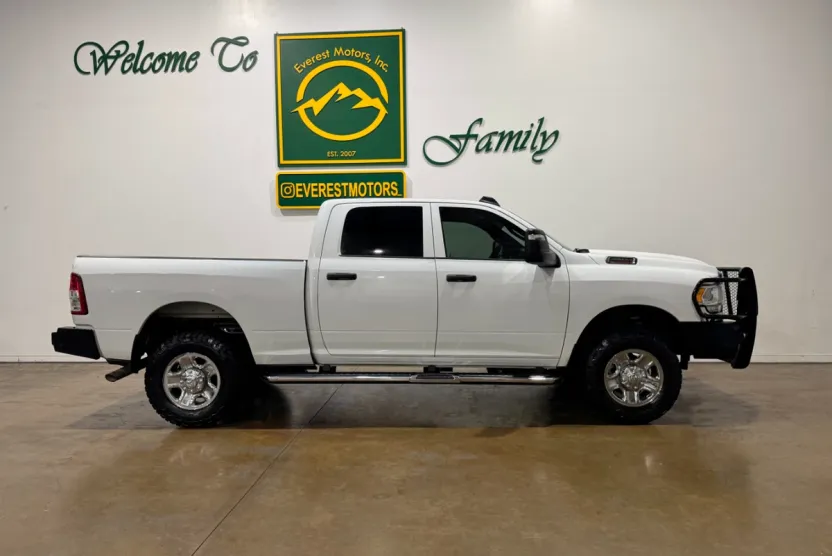 2023 Ram 2500 Tradesman photo 1