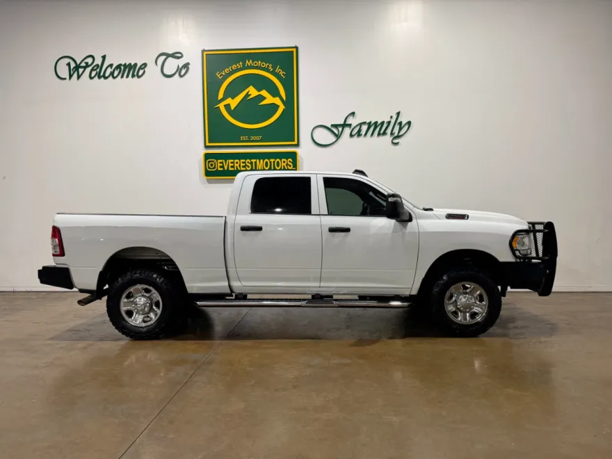 2023 Ram 2500 Tradesman photo 1