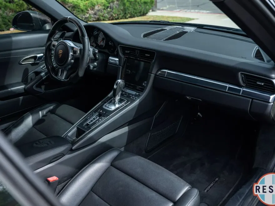 2014 Porsche 911 4S photo 20