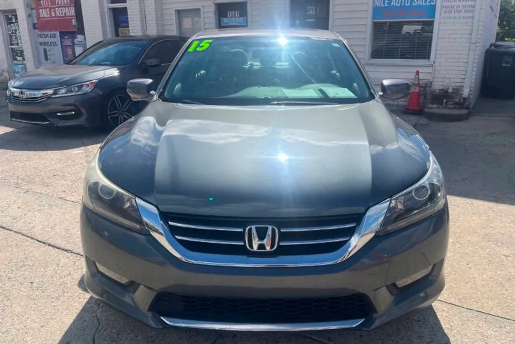 2015 Honda Accord EX photo 1