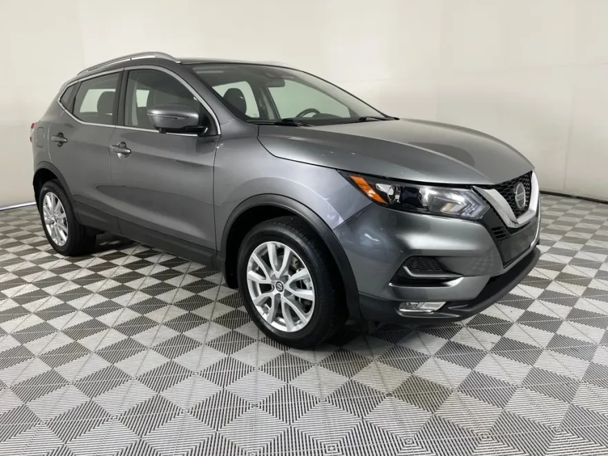 2022 Nissan Rogue Sport SV photo 1