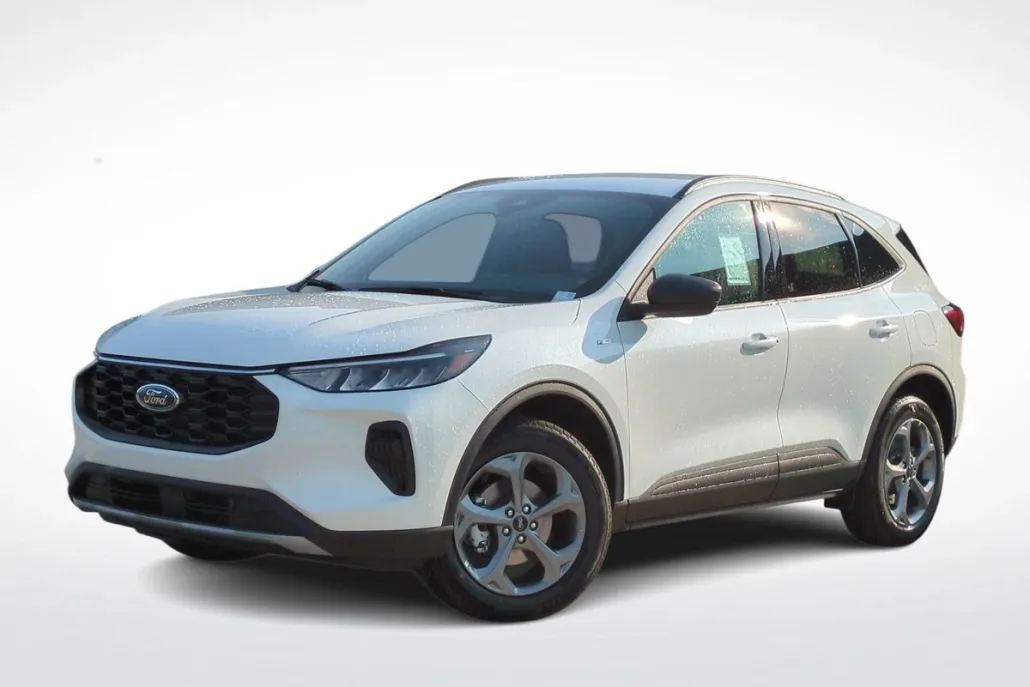 2025 Ford Escape ST-Line photo 1