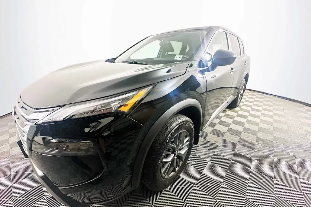 2025 Nissan Rogue S photo 1