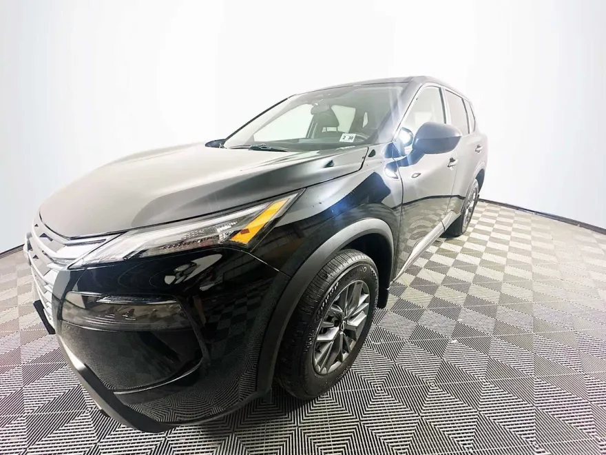 2025 Nissan Rogue S photo 1