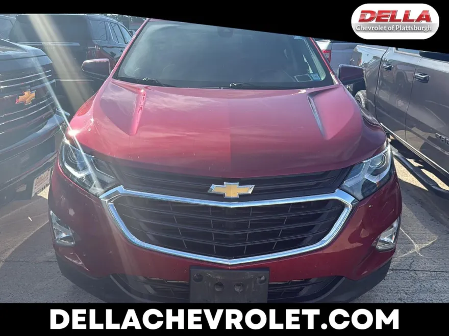 2020 Chevrolet Equinox LT photo 1